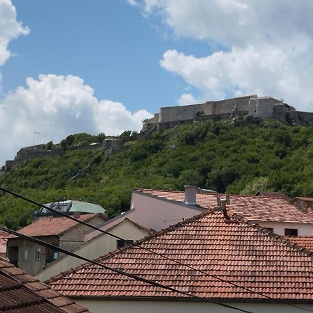 Ferienwohnung Jasna1 Knin Exterior foto
