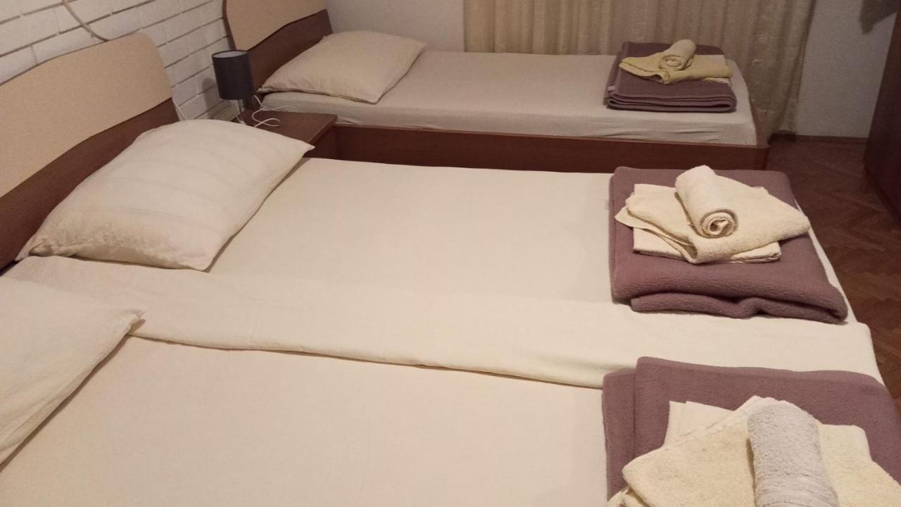 Ferienwohnung Jasna1 Knin Zimmer foto