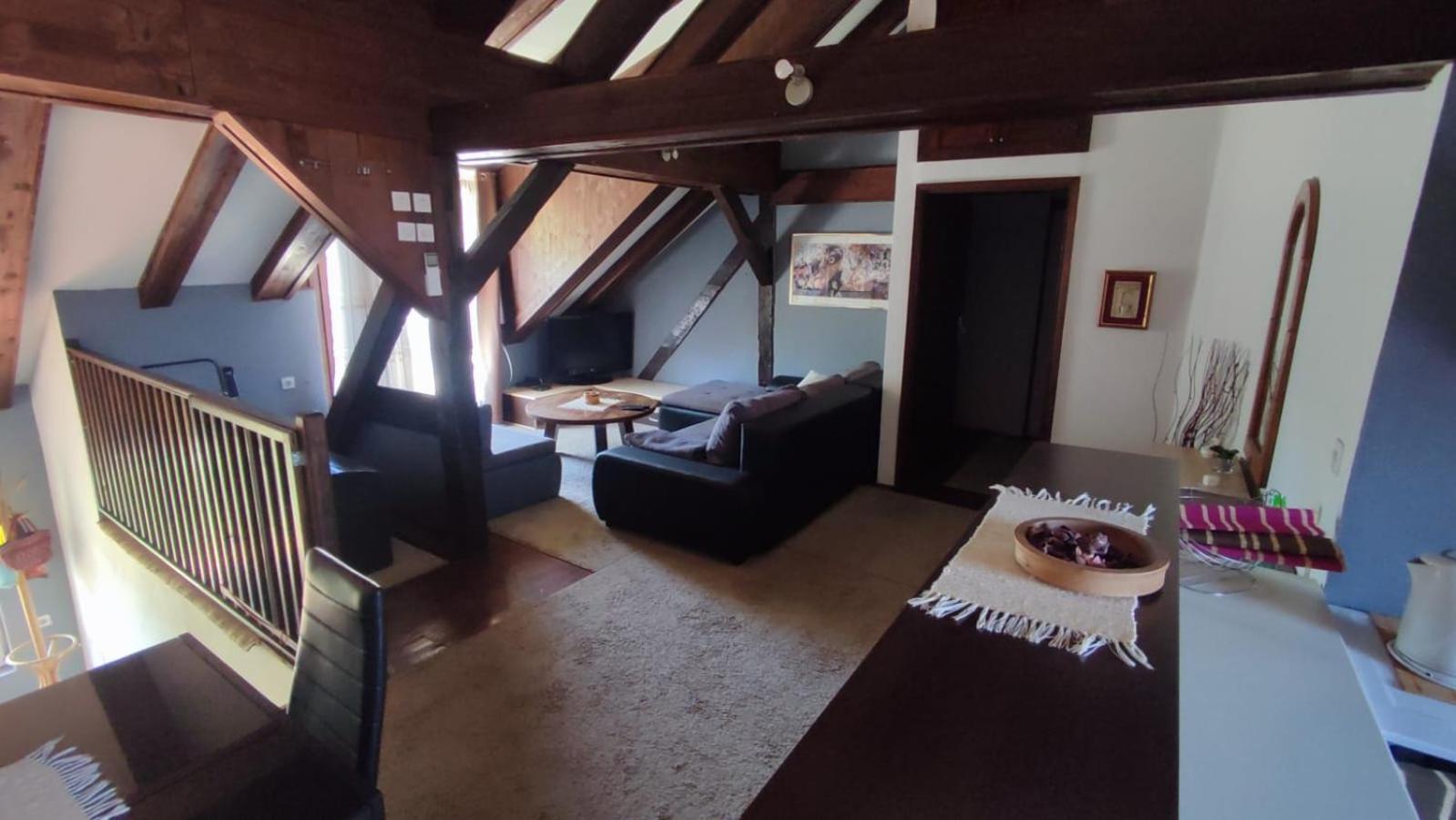 Ferienwohnung Jasna1 Knin Exterior foto